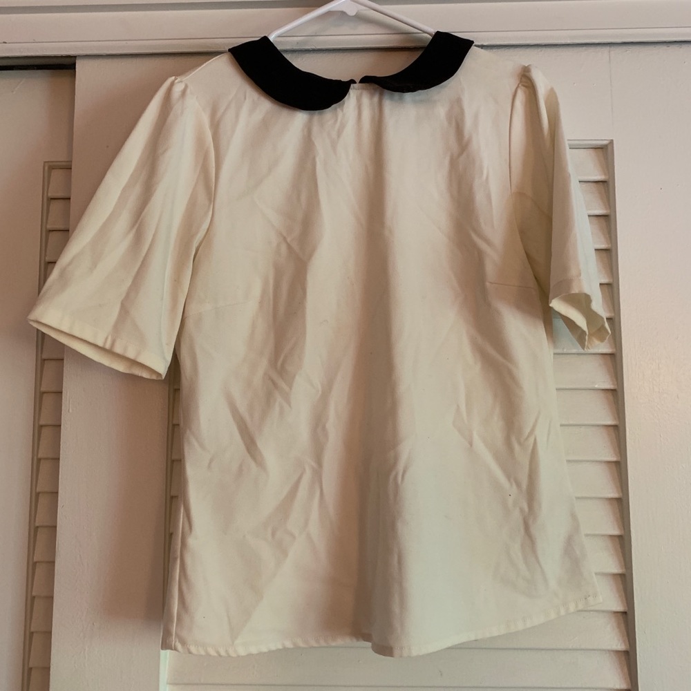 Peter Pan collar top